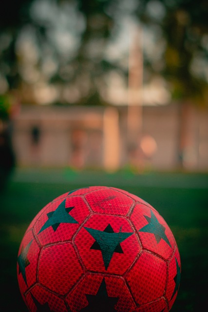 小猪：药厂应视两场失利为学习机会，拜仁vs国米.